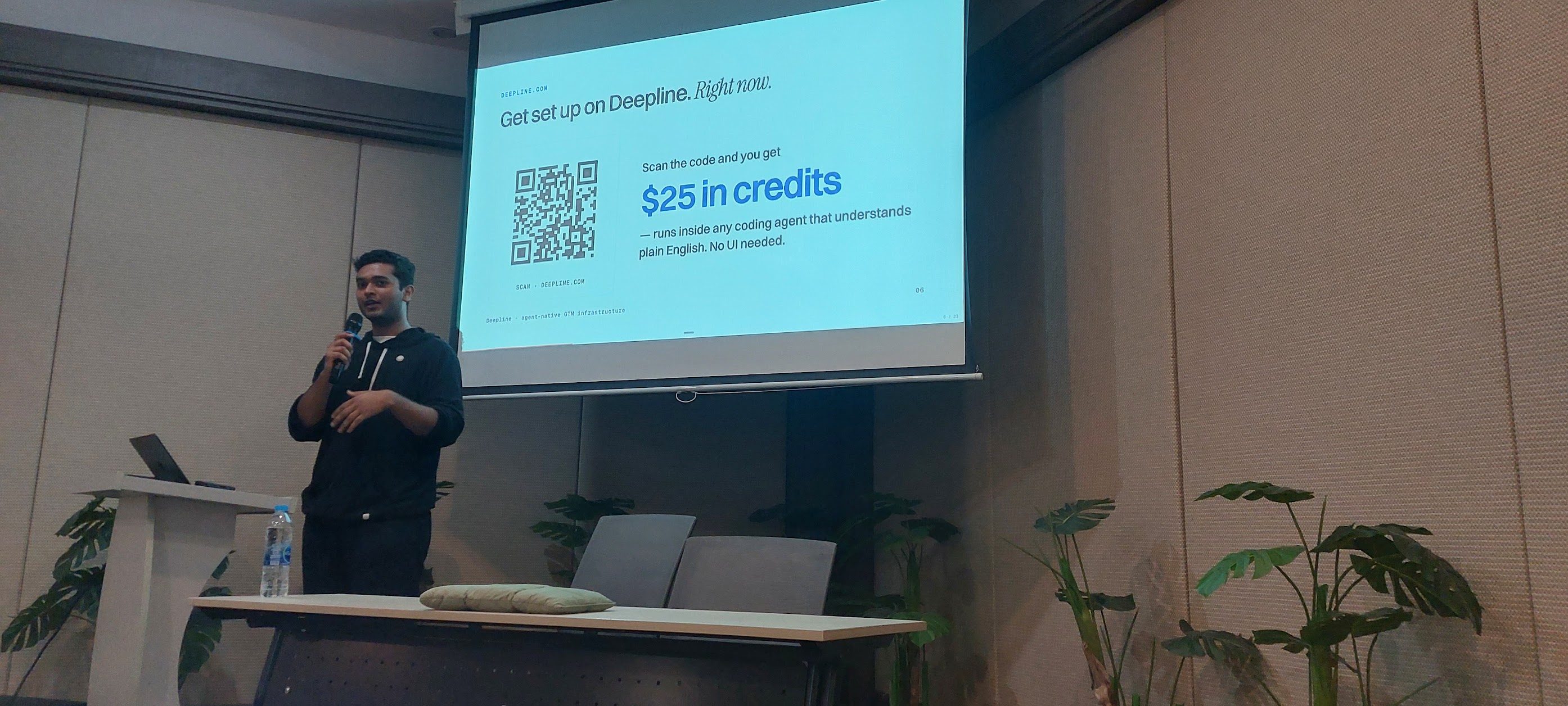 Deepline coupon / credits offer from Eishant GTM session