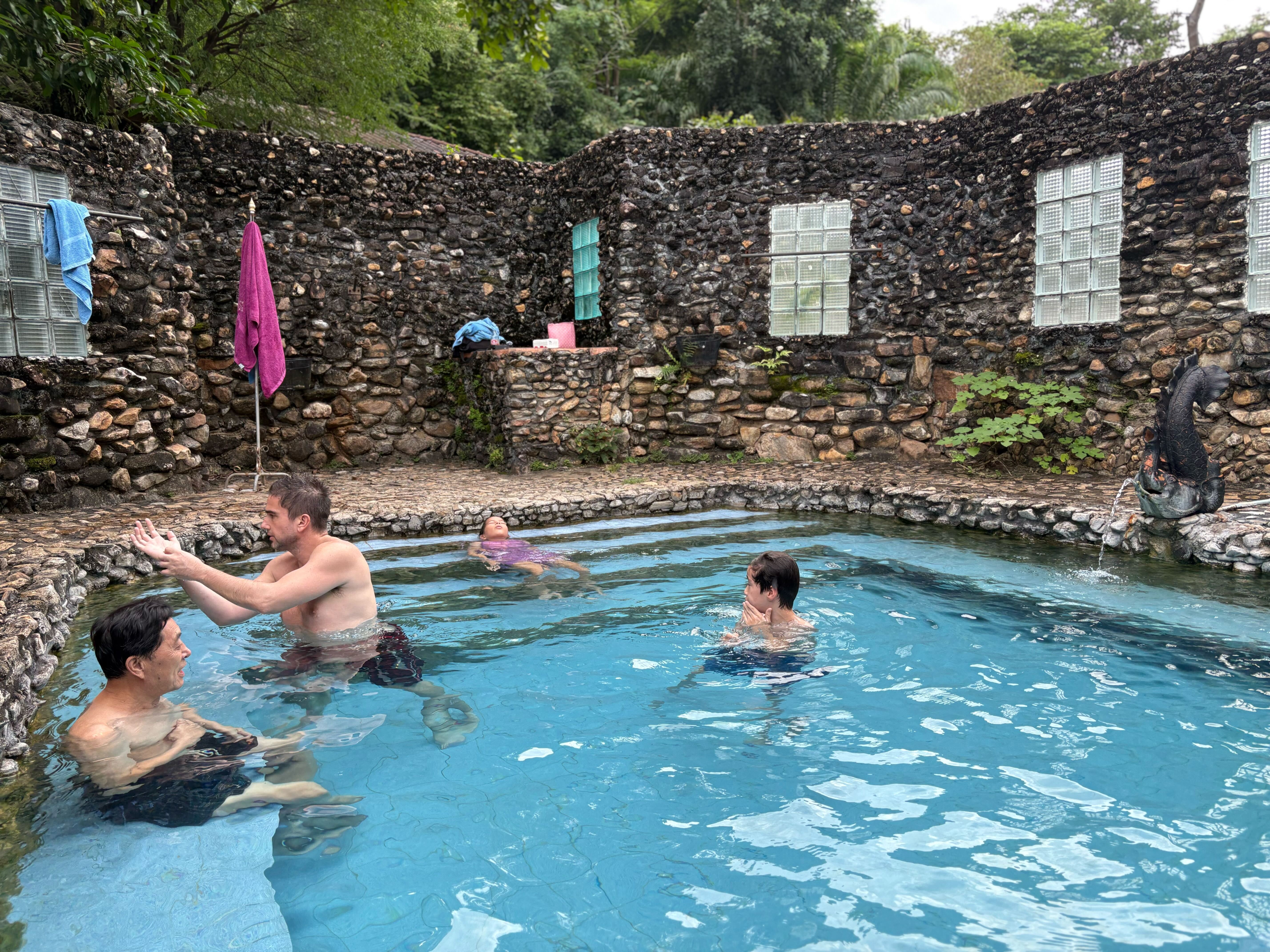 Pong Kwao Hot Springs 2